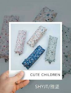 Small and Portable Floral Embroidery with Umbrella Bag Sun Umbrella Sunscreen and UV Protection Pocket Five-fold Umbrella