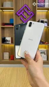 Điện thoại Sharp Aquos R2 màn 6 inch 120Hz - Snap 845 ram 4G 64G