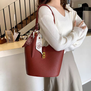 Red Wedding Bucket Bag Womens Fashionable Smallc&k Shoulder Bag Underarm Bag Bucket Shape Casual Leisure Pure Color PU Leather