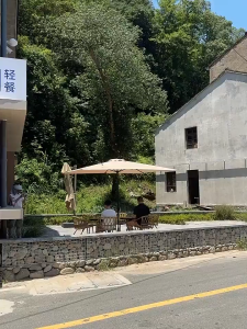 [Must-have for the courtyard] 2m x 3m large Roman parasol folding waterproof sun umbrella hotel / garden / stall table umbrella anti-ultraviolet outdoor leisure umbrella wind-resistant and durable