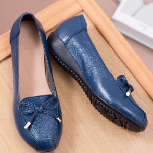 Senior Friendly Womens Mom Shoes Soft and Comfortable Flats