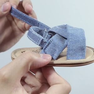 Sandals for baby girlInfant Toddler Soft Rubber Sole Anti-Slip shoes for baby girls 0-2 years old