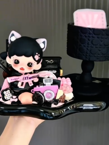 Zora Gelas Hitam Hiasan Rumah Pajangan Lemari Kaca Hadiah Ulang Tahun Pop Mart Souvenir Weeding Pajangan Rumah