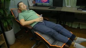 Nệm massage toàn thân cao cấpđệm mát xa toàn thân với chế độ bi lăn và rung cho cảm giác thư giãn sau ngày làm việc mệt mỏi