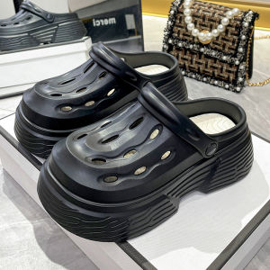 รองเท้าแตะกันลื่นสำหรับผู้หญิงในช่วงฤดูร้อนปี 2024 ส้นสูง พื้นหนา รองเท้าแตะชายหาดแบบสวมสบาย รองเท้าแตะกันลื่น