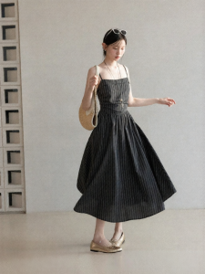 Cantonstory | French Style Black Stripe Backless Slimming Dress
