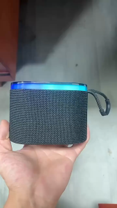 【READY STOCK】Speaker Bluetooth 12W dengan Suara Jernih Pemutaran Ulang 10 Jam LED RGB Berirama Mode Multi-Putar BT5.3/Kartu TF/USB/Aux-in Fitur TWS Kontrol Tombol Terintegrasi Pengisian Daya Type-C