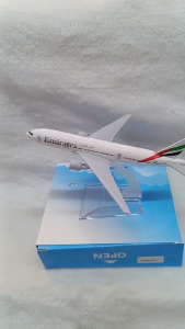 Emirates Boeing 777 6" PREMIUM Diecast Airplane Model Aircraft Display Collectible