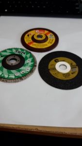 Set Amplas Susun SKN Grit 150 Kinik 4inx1mm & 4inx6mm