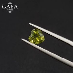 Peridot (Heart/Cushion/Marquise) | 贵橄榄石 / 橄欖石 | August Birthstone | Libra Zodiac Stone | Natural Gemstones | Batu Permata Asli