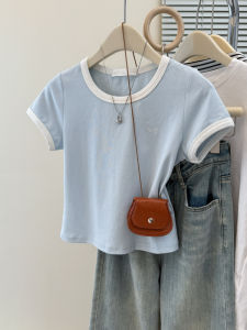 เสื้อยืดแขนสั้นทรงสลิมฟิตสำหรับผู้หญิงในช่วงฤดูร้อนปี 2025 เสื้อเชิ้ตสไตล์เกาหลีสำหรับใส่ลำลอง เสื้อเชิ้ตทรงเข้ารูป