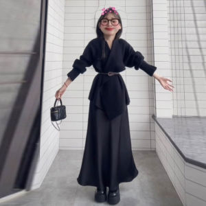 CHANGTONG | High-Quality Flap Collar Knit Sweater and Satin Fish Tail Skirt Set