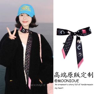 Khăn Choàng Lụa Đen Dài Phong Cách Graffiti Nhỏ Hương Thơm Cho Phụ Nữ Mùa Thu 2025 Trang Trí Phụ Kiện Túi Xách Tay Cầm