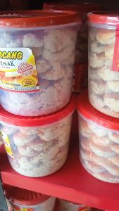 Kue Kacang Kucang Jember isi 50pcs 1kg Original khusus Instan