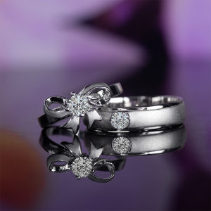 เพชร CZ เกรดพิเศษ ตัวเรือนเงินแท้ ชุบทองคำขาว แหวนเพชรคู่ดีไซน์สุดหรู