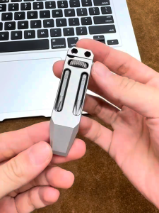 TL322 FC07 Titanium Alloy Multi-Function EDC Pocket Tool Mini Adjustable Wrench Pry Bar