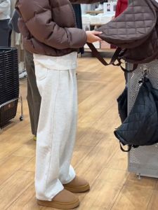 กางเกงขายาวทรงหลวมเอวกลางสำหรับฤดูใบไม้ร่วงและฤดูหนาวสำหรับคู่รัก สไตล์อเมริกัน กางเกงขายาวทรงกว้าง ทรงหลวม ทรงลำลอง