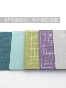 A5 Cutting Mat Colored Craft Knife With 12 Replacement Blades Craft Cutting Pad Sculpting Knife Sticker Cutter 美工笔刀切割垫板