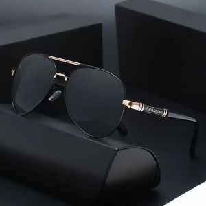 Mens Polarized Sunglasses Aviator Sunglasses For Men Women Metal Frame Glasses for Traveling Surfing Driving Fishing UV400