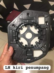 kaca spion mitsubishi pajero sport ultimate dakar 4x4 outlander 2016 2017 2018 2019 2020 2021 2022 2023 2024 2025 2026 kaca mirror cermin pajero sport dakar outlander