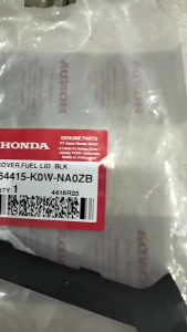 Orimoto- COVER FUEL LID ADV 160 HONDA 64415-K0W-NA0ZB ORIGINAL