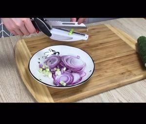 Clever Cutter Gunting Pisau 2in1 - Pisau dan Talenan Multifungsi Pisau Gunting Dapur / Pemotong Sayur Buah