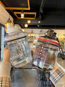 Cốc Thể Thao Dung Tích Lớn 2L Có Thước Đo Cho Nam Cốc Thể Thao Bền Chịu Nhiệt Độ Cao Cốc Đựng Nước Tập Luyện Phổ Biến