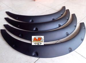 1set OVER FENDER UNIVERSAL (BISA UNTUK BERMACAM2 JENIS MOBIL)