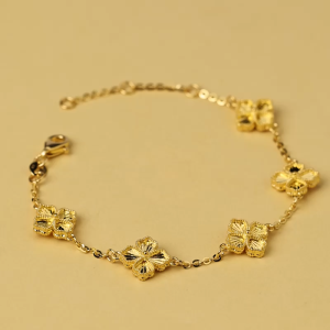 Chow Sang Sang 周生生 999 Pure Gold Essence Four-Leaf Clover Bracelet for Women 18cm 95934B Price-by-Weight 8.23g Gold