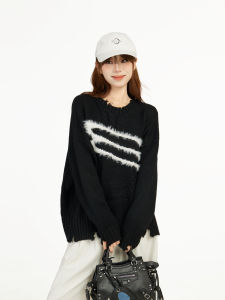 เสื้อสเวตเตอร์ถักสีดำสไตล์ย้อนยุคแบบอเมริกันสำหรับผู้หญิง ฤดูใบไม้ร่วง/ฤดูหนาว ดีไซน์แบบลำลอง หลวมๆ หนา ใส่เป็นเสื้อคลุมกันหนาว