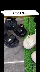 DEVOUE #056 - Sandal Wedges Perekat Kekinian Sandal Fashion Wanita  Free Box