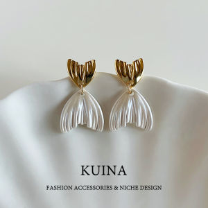 Elegant Fish Tail Earrings Womens French Luxury Pure Silver Needle Studs Fashionable Jewelry Unique Beautiful Ear Accessories