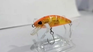BOSSNA INVADER 50S FISHING LURE