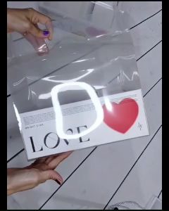 Giftbox HEART Mika box - Kotak Bunga - Souvenir Box GB058