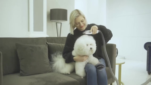 AIRROBO PG100 Pet hair remover for cats and dogs electric vacuum cleaner for pets hair removal brush