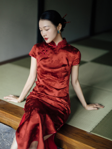 Red Young Fit Qipao Wedding Dress Chinese Style High End Engagement Ceremony Drinking Costume for Brides Traditional Retro Design