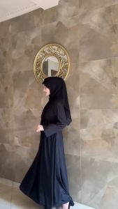 Abaya Hitam Terbaru 2025 & Desain Gamis Elegan