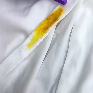 Smacchiatore penghilang noda luntur FA