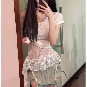 YUEZHONGWEI | Áo thun tay ngắn kiểu Pháp cho nữ mùa hè ôm vừa vặn Áo vest cổ treo ren hai mảnh Áo thun thường ngày cho nữ