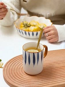 Japanese Ceramic Mug – Lead-Free Porcelain Tea & Coffee Cup with Heat-Resistant Handle 12oz