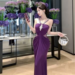 Elegant Lace Splicing Heavy Embellished Dress French Unique Beautiful Hanging Neck Dress Womens Fashion High Waist Fish Tail