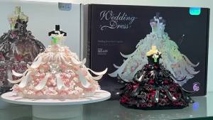 Đồ Chơi Xếp Hình Váy Cưới Công Chúa Lãng Mạn Đen Trắng Dành Cho Bé Gái Quà Tặng Ngày Valentine Quà Tặng Năm Mới Đồ Trang Trí Lắp Ráp Dành Cho Người Lớn (nam/nữ)