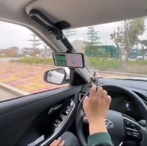 Holder Mobil Sun Visor Flexible Tempat Hp Visor Mobil D58