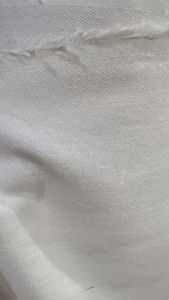 Kain Kanvas Twill Greige: Penggunaan dalam Tas Tote & Dekorasi