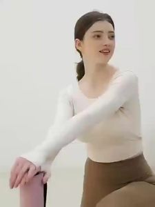 จัดส่งจากจีน [2025] ใหม่ เสื้อโยคะแขนยาว สายหลังเซ็กซี่ แผ่นรองหน้าอก สำหรับผู้หญิง แฟชั่นยุโรปและอเมริกา ฟิตเนส วิ่ง สปอร์ตบรา 3.8