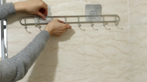 [พร้อมส่ง] ตะขอติดผนัง สเตนเลส 10 หัว ยาว 60 ซม. | ที่แขวนของ แข็งแรง รับน้ำหนักดี | ตะขอแขวนอเนกประสงค์ ห้องน้ำ ห้องครัว