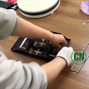 ถาดรองเหล็ก ที่คาดแบตเตอรี่รถยนต์ ที่จับแบตเตอรี่รถยนค์ รองแบตเตอรี่ ที่ล็อคแบตเตอรี่รถยนต์