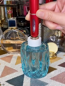 ALENADAY Botol Parfum Refill Isi Ulang Mini Travelling Perfume 5 ML Botol Alumunium Glossy AD02