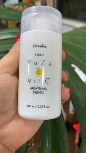 (ส่งฟรี ) วิตซี บำรุงผิวหน้า น้ำตบยูซุ กิฟฟารีน เฟรช ยูซุ แอนด์ วิต ซี ไบรท์เทนนิ่ง เอสเซนส์