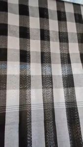 ผ้าขาวม้า ลายตารางสีขาวดำ ขนาด 90x150 CM. เนื้อผ้านิ่ม เนื้อดี สีไม่ตก เนื้อผ้าซับน้ำได้ดี ทอมือ